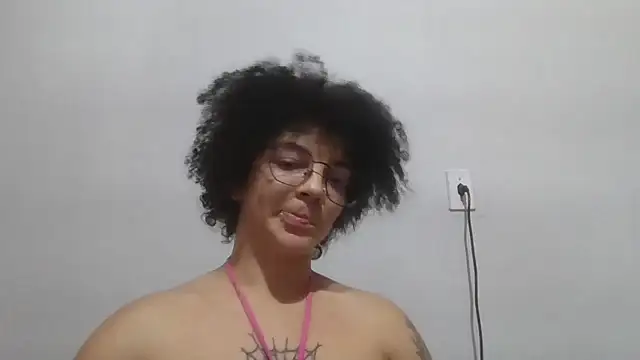 CamillyBlum online show from March 24, 6:19 pm