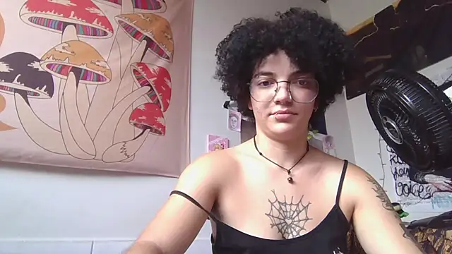 CamillyBlum online show from April 2, 5:30 pm