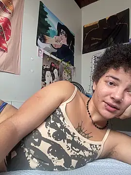 CamillyBlum online show from April 18, 3:03 pm