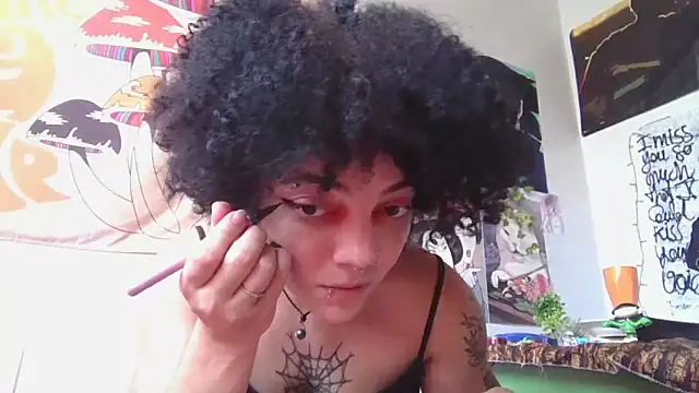 CamillyBlum online show from April 3, 6:36 pm