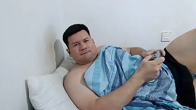 Snapshot of fuckynations chatting on July 10, 10:32 pm fuckynations online show from July 10, 10:32 pm