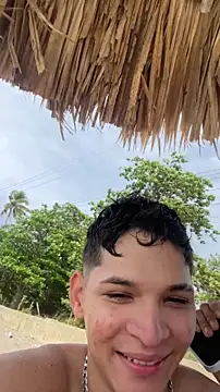 RobinLenoxx online show from April 8, 8:43 pm