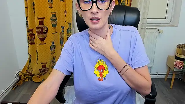 NaughtyWifey1 online show from December 3, 6:03 am