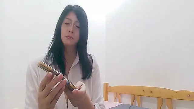 Snapshot of yueeraijj88 chatting on October 16, 3:37 am yueeraijj88 online show from October 16, 3:37 am