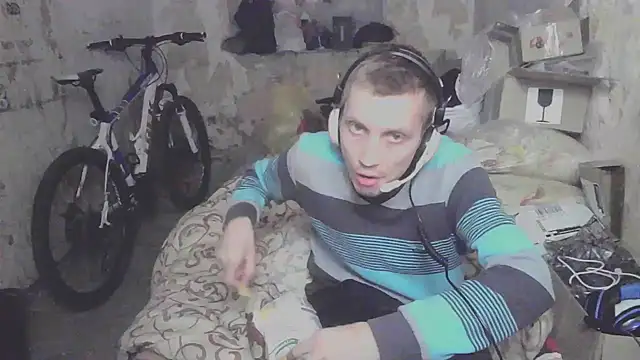makarov1993 online show from October 4, 8:49 am