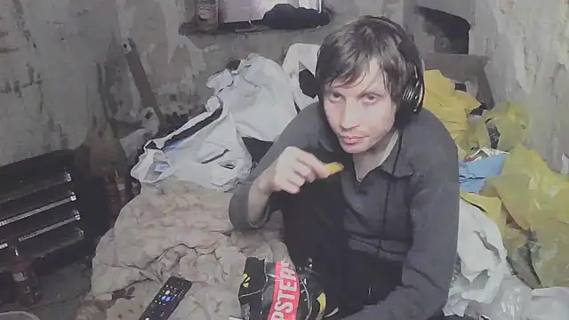 makarov1993 online show from May 19, 2:02 pm