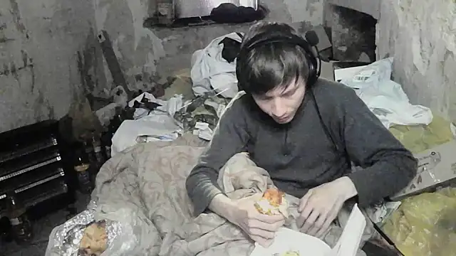 makarov1993 online show from May 20, 2:47 pm
