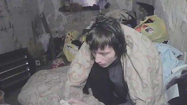 makarov1993 online show from April 28, 2:27 am