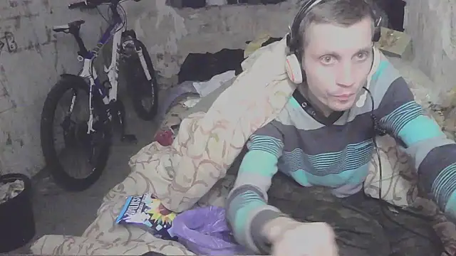 makarov1993 online show from October 17, 8:21 pm