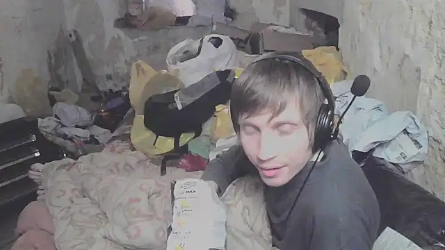 makarov1993 online show from April 8, 8:16 am