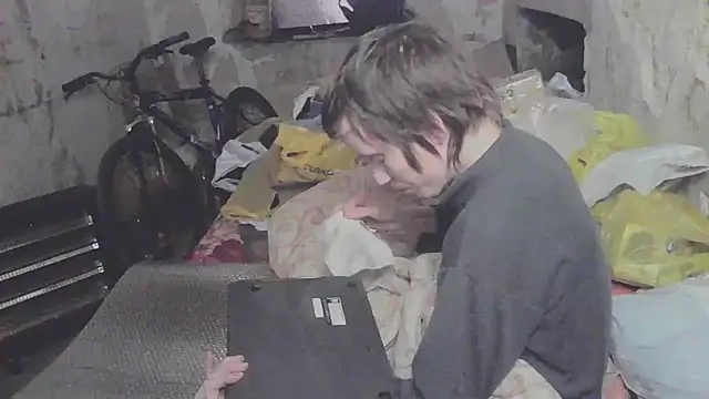 makarov1993 online show from May 8, 10:08 am