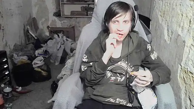 makarov1993 online show from August 3, 10:54 am