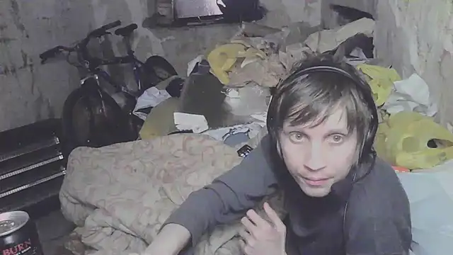 makarov1993 online show from May 7, 10:02 pm