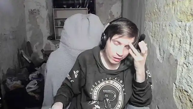 makarov1993 online show from August 2, 7:07 am