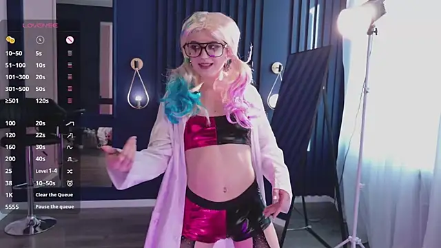 chloe dreammm online show from March 10, 12:20 pm