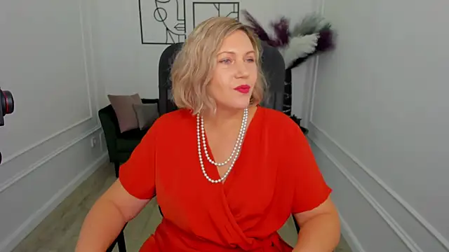 NinaStarle online show from November 7, 4:39 am