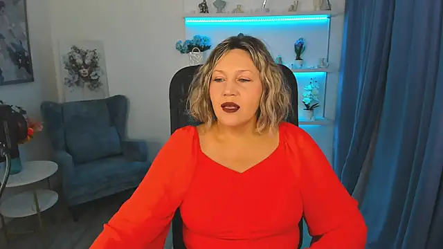 NinaStarle online show from November 12, 4:49 am