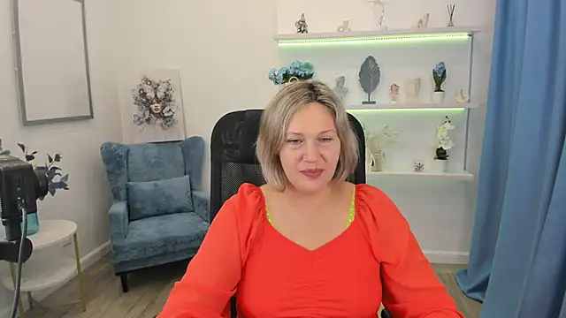 NinaStarle online show from October 9, 4:24 am