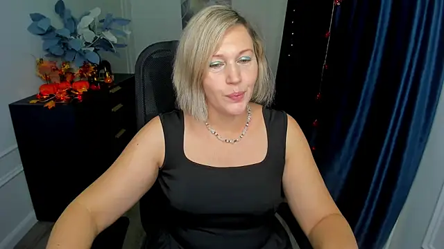 NinaStarle online show from October 22, 4:56 am