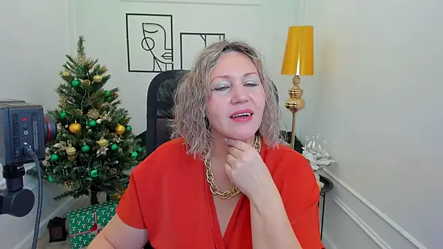 Snapshot of NinaStarle chatting on December 22, 4:34 am NinaStarle online show from December 22, 4:34 am