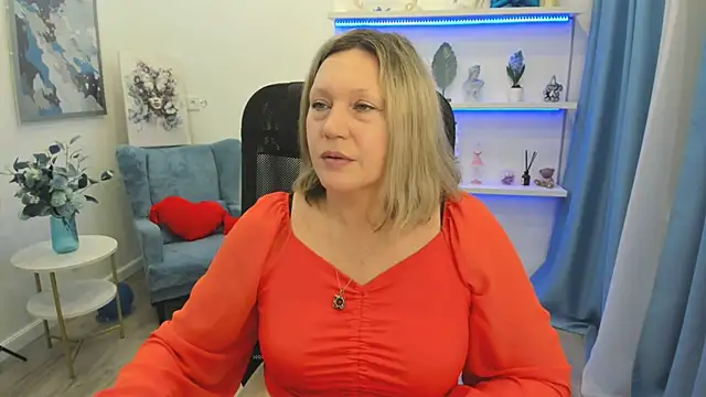NinaStarle online show from April 22, 4:52 am