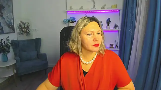 Snapshot of NinaStarle chatting on January 18, 4:27 am NinaStarle online show from January 18, 4:27 am