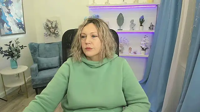 Snapshot of NinaStarle chatting on January 11, 11:50 am NinaStarle online show from January 11, 11:50 am