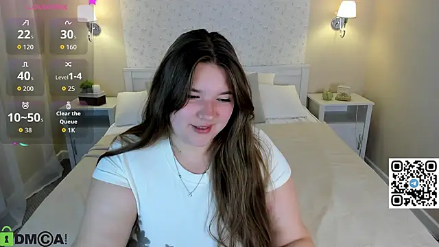 Chloee White online show from October 2, 12:58 am