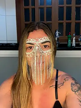 Snapshot of Casalmasc chatting on November 8, 1:42 am Casalmasc online show from November 8, 1:42 am