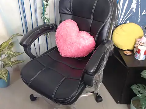 Snapshot of anika_bold chatting on November 28, 4:12 am anika bold online show from November 28, 4:12 am