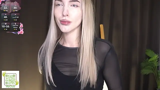 MaeEversley online show from September 25, 6:41 am