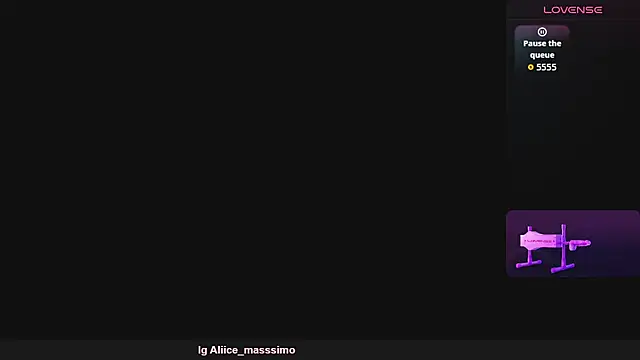 Snapshot of Aliice1_ chatting on October 8, 7:03 pm Aliice1 online show from October 8, 7:03 pm