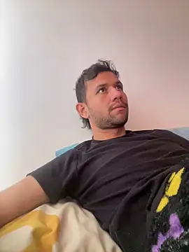 Michaell Spinelly online show from November 30, 3:02 pm