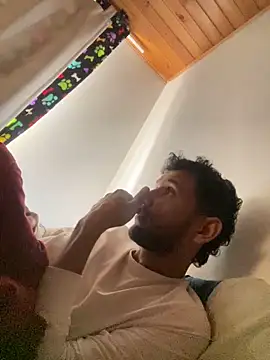 Michaell Spinelly online show from September 17, 5:04 pm