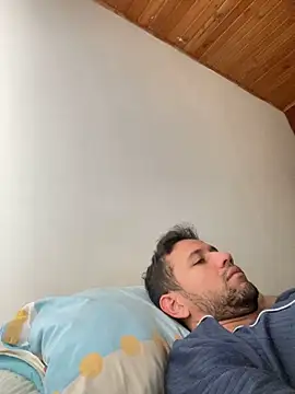 Michaell Spinelly online show from November 1, 2:11 pm