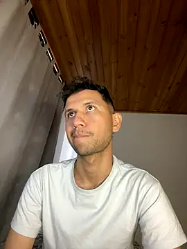 Michaell Spinelly online show from November 6, 5:17 pm