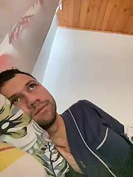 Michaell Spinelly online show from February 8, 1:20 pm