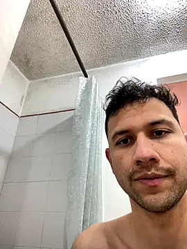 Michaell Spinelly online show from November 24, 8:09 pm