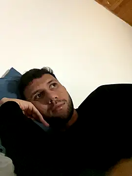 Michaell Spinelly online show from September 18, 8:23 pm