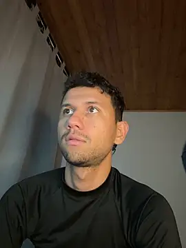 Michaell Spinelly online show from October 22, 7:24 pm