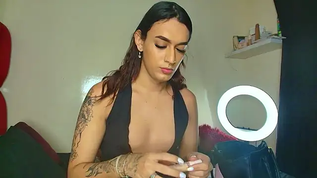 Snapshot of Camila_hot_ts chatting on January 15, 1:03 pm Camila hot ts online show from January 15, 1:03 pm