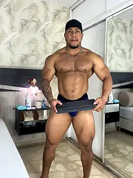 Travis lenox  online show from October 26, 2:56 am