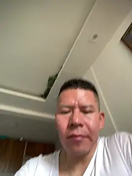 Snapshot of Manu0586 chatting on July 1, 1:11 pm Manu0586 online show from July 1, 1:11 pm
