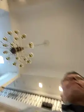 Manu0586 online show from March 16, 1:02 am