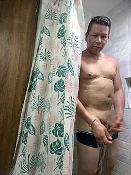 Snapshot of Manu0586 chatting on July 21, 5:03 pm Manu0586 online show from July 21, 5:03 pm