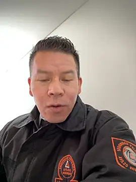 Manu0586 online show from October 19, 12:52 pm