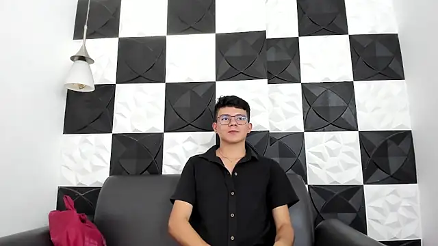 AndyFame1 online show from December 17, 6:57 pm