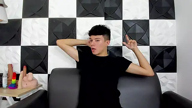 AndyFame1 online show from December 4, 7:02 pm