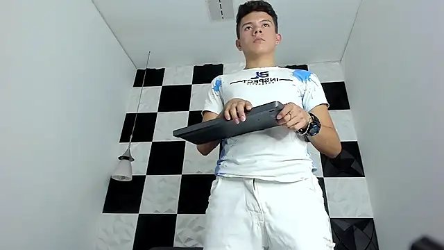 AndyFame1 online show from September 15, 7:03 pm