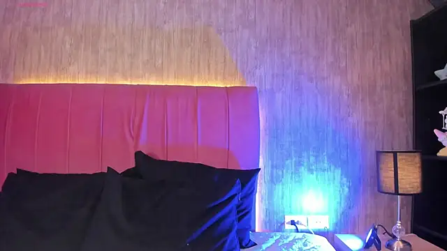 Kendra kobein online show from February 14, 6:24 am